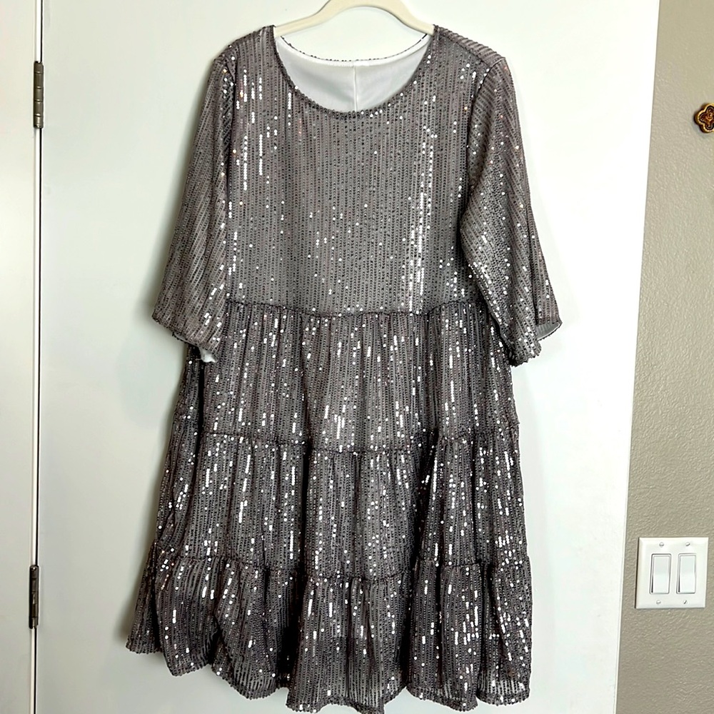 BEINOSE Women Sequin Short Sleeve Baby Doll Dress